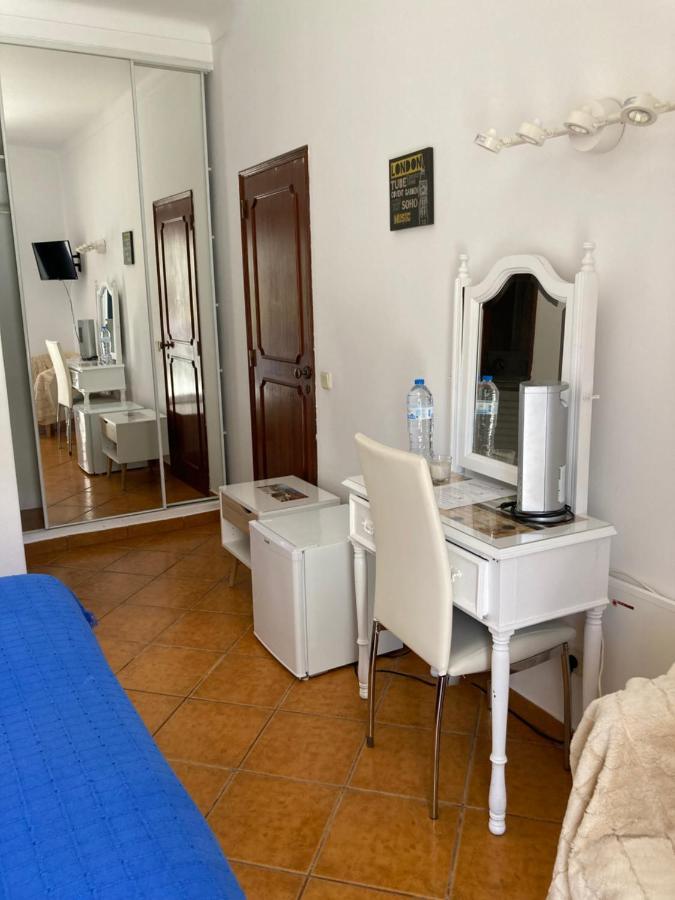 Residencia Julio Hotel Sagres Exterior photo