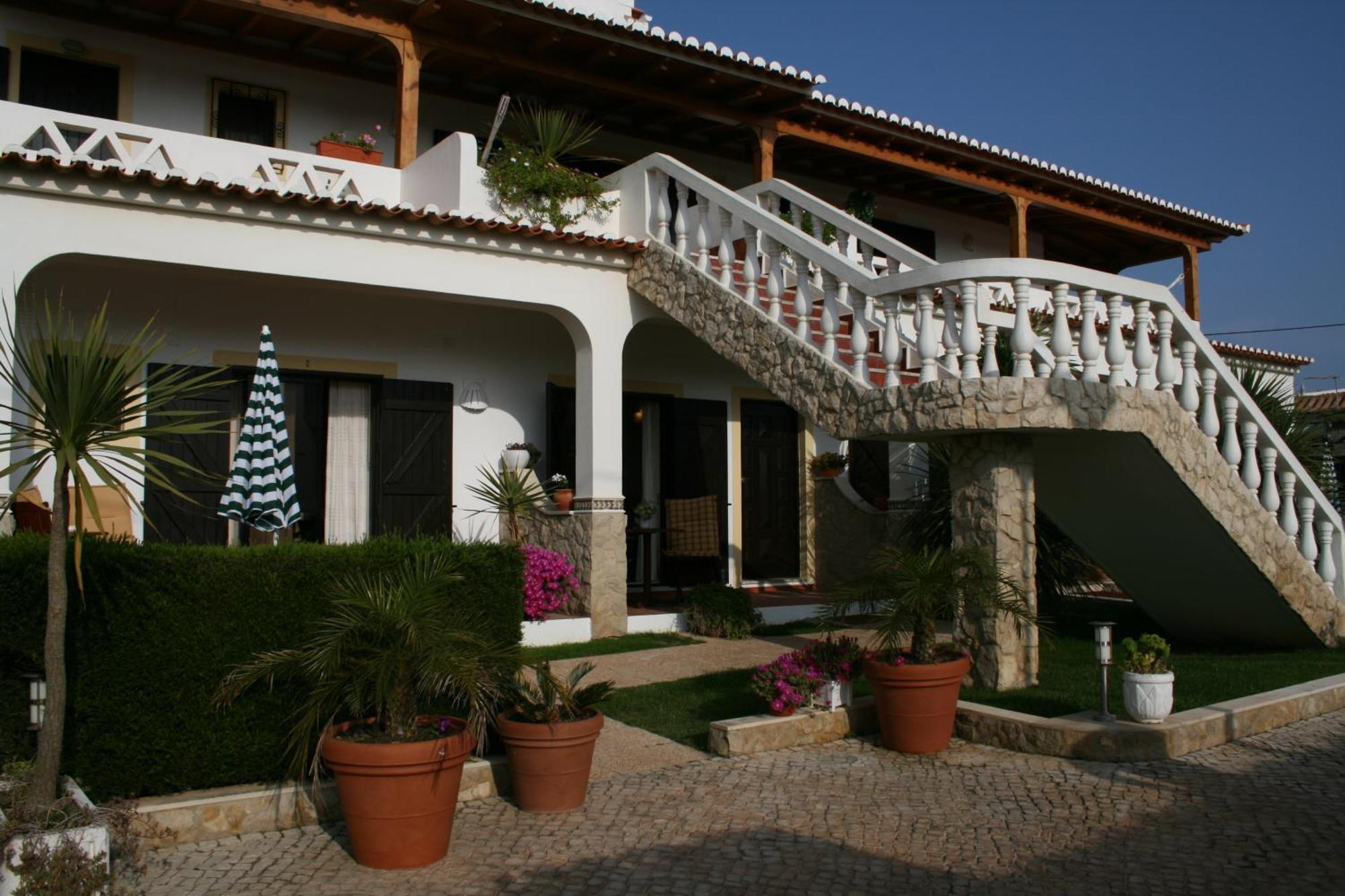 Residencia Julio Hotel Sagres Exterior photo