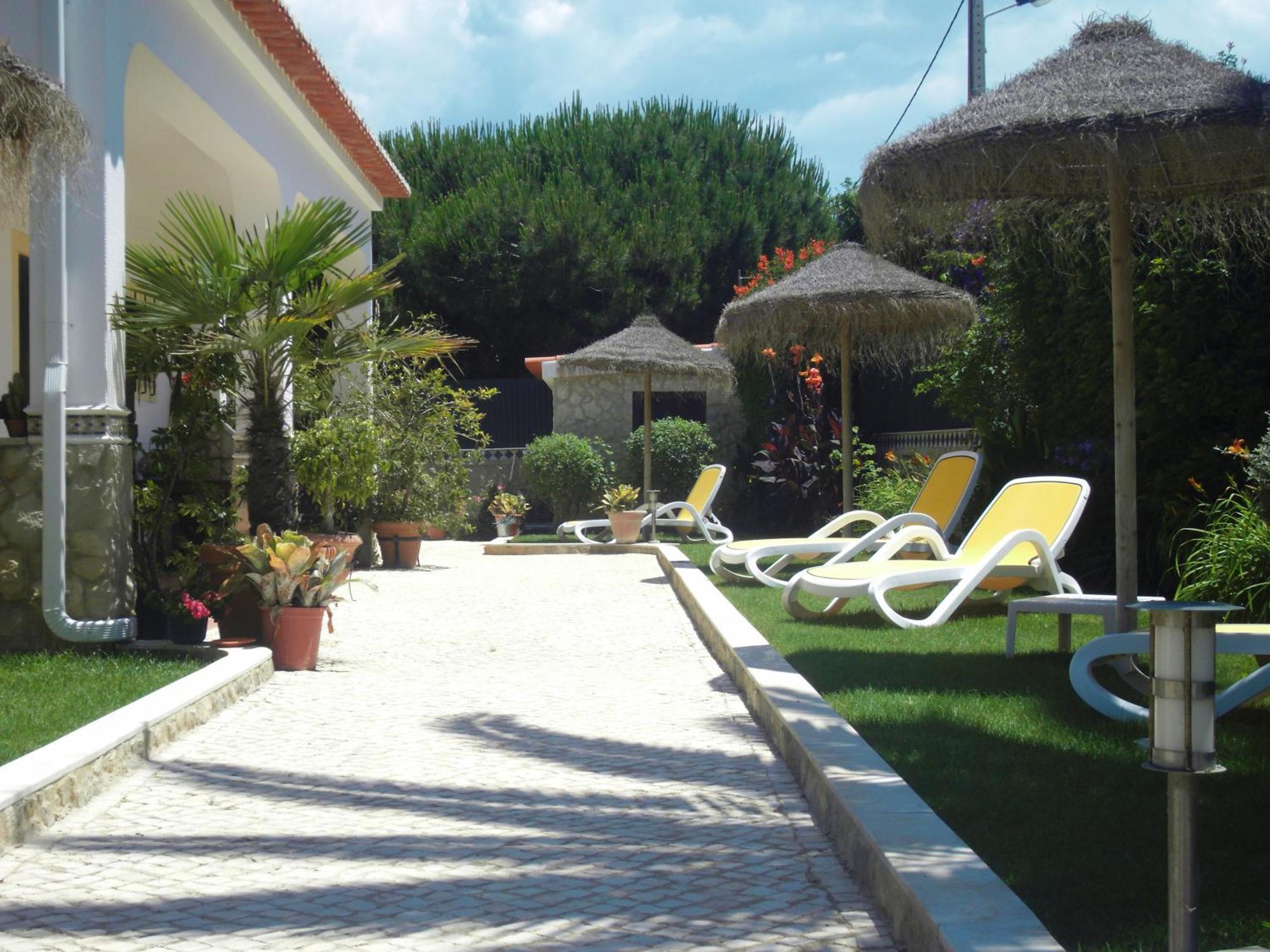 Residencia Julio Hotel Sagres Exterior photo