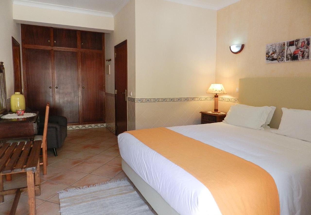 Residencia Julio Hotel Sagres Exterior photo
