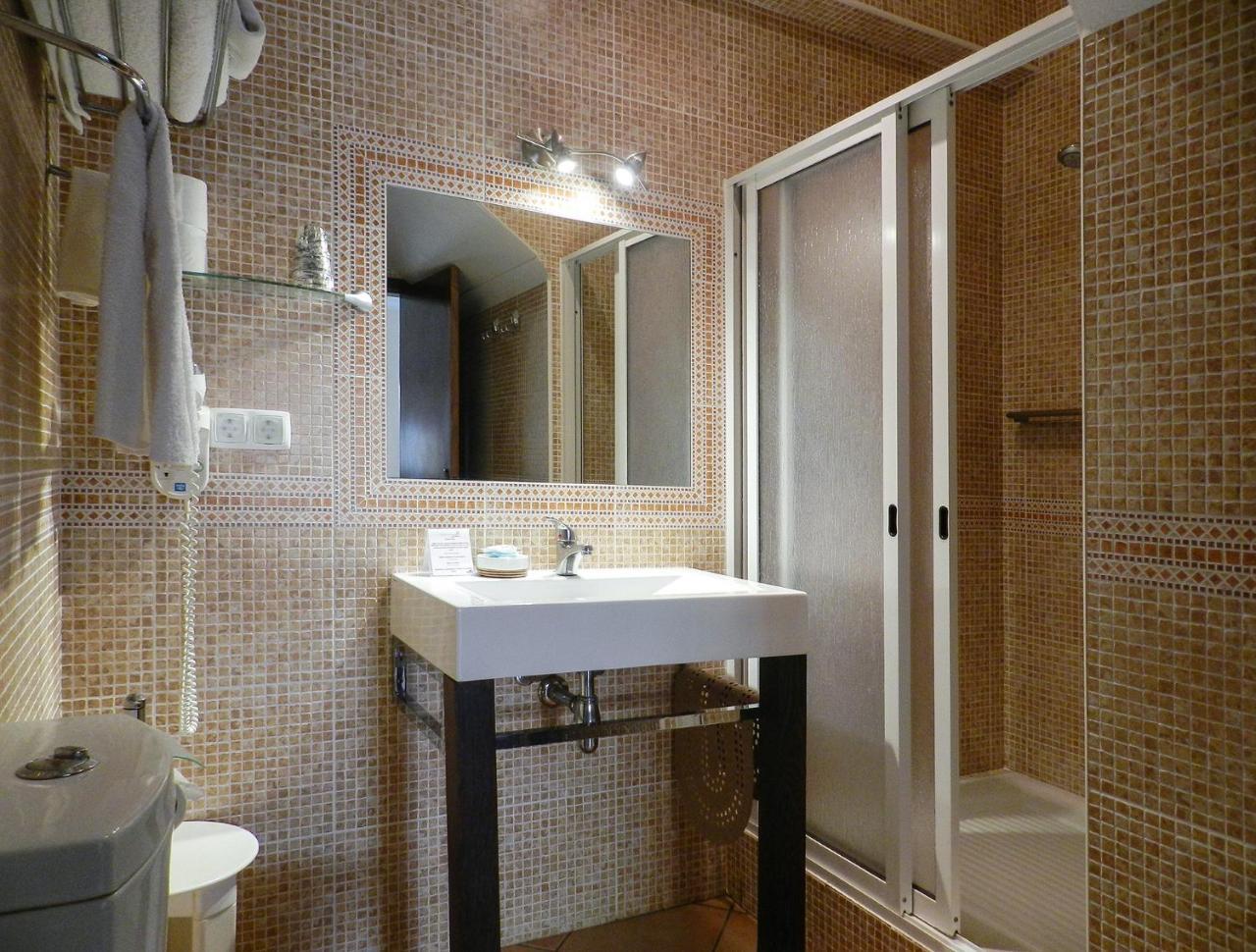 Residencia Julio Hotel Sagres Exterior photo